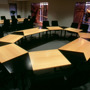 Swinburne Boardroom Table System