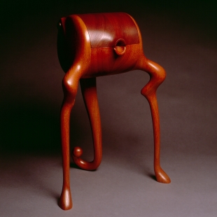 Walking Box With Tail 1