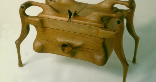 Walking Chest