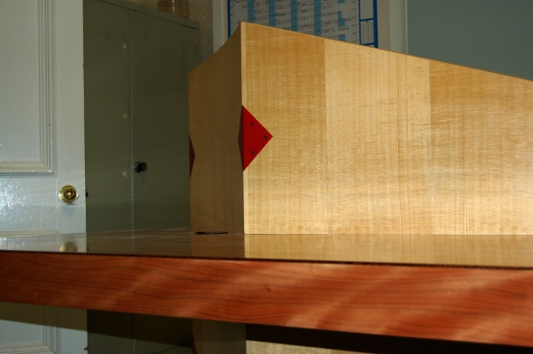 Heimdall2Desk2_002
