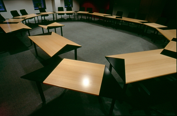 SwinBoardroomTable_004