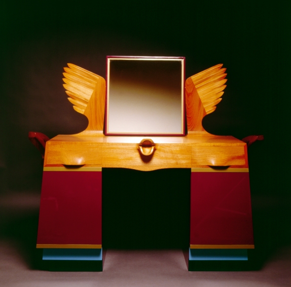 TeraphDressingTableAndStool_001